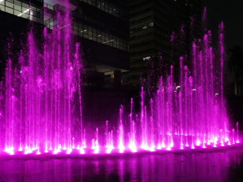 噴泉公司應(yīng)該如何進(jìn)行設(shè)計？