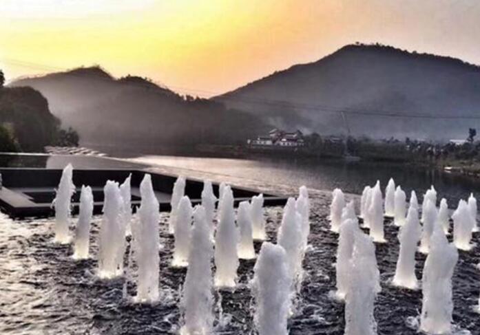 噴泉公司：噴泉設(shè)計如何與環(huán)境相融合？